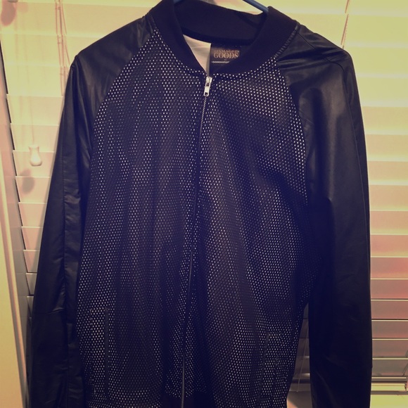 Black leather jacket - Picture 1 of 3